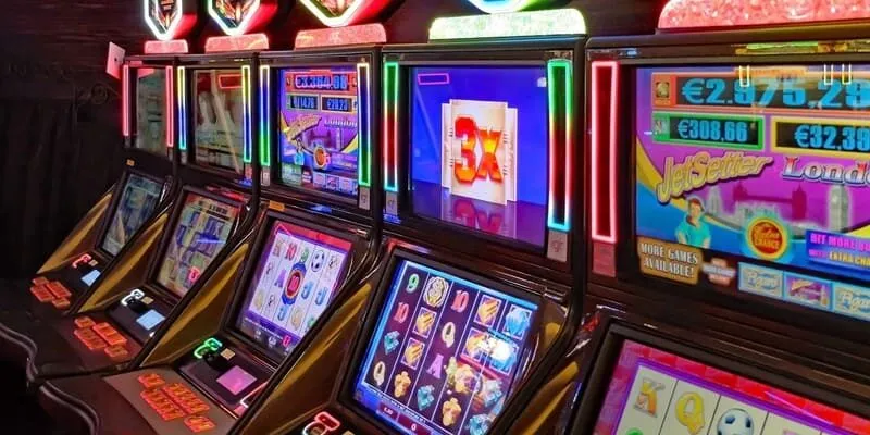Hướng dẫn chi tiết cách chơi slot machine từ a đến z